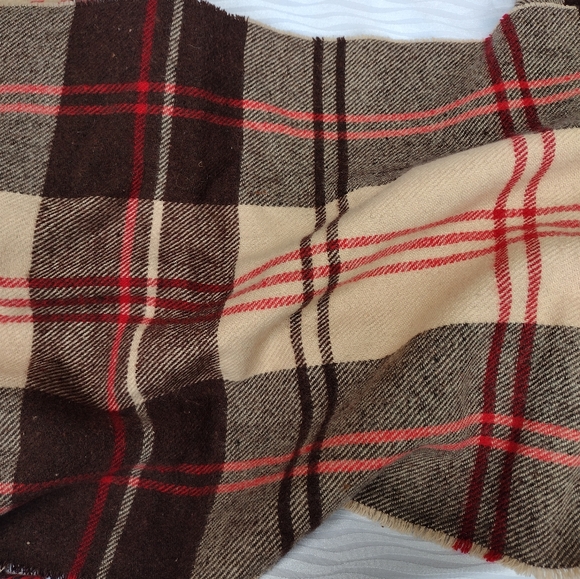 Scarf - Picture 6 of 7